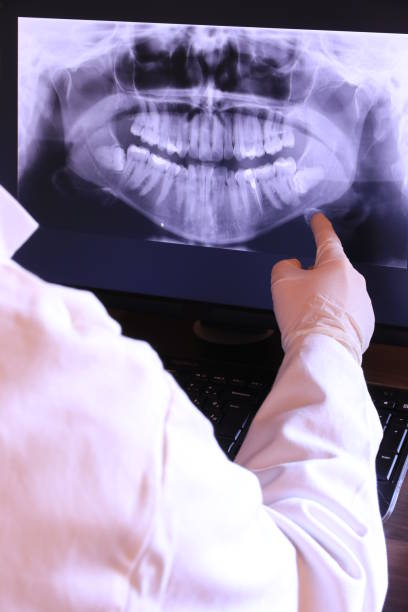 Best Emergency Dental Care for Broken or Chipped Teeth in Navajo, NM